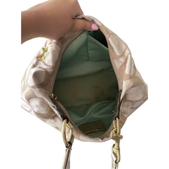 Coach Womens Cream F17586 Signature Satin Applique Hobo Bag - Picture 2 of 9